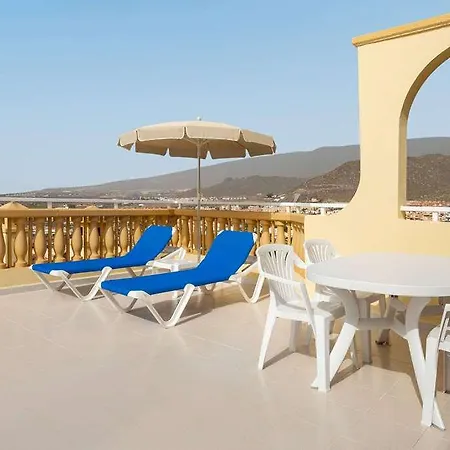 Ramada Residences By Wyndham Tenerife فندق 4*