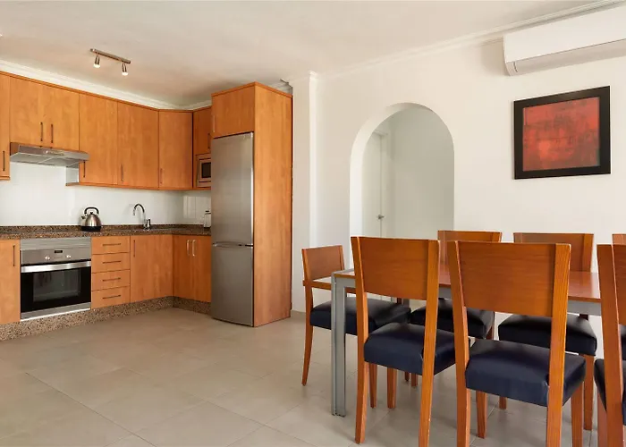 Ramada Residences By Wyndham Tenerife 酒店 3*