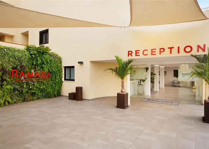 Ramada Residences By Wyndham Tenerife 3* 阿德耶