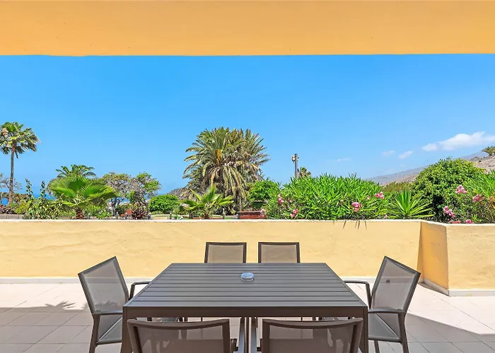 Ramada Residences By Wyndham Tenerife 酒店