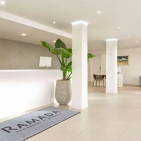 Hotel Ramada Residences By Wyndham Tenerife Costa Adeje (Tenerife)