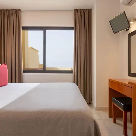 Ramada Residences By Wyndham Tenerife ホテル アデヘ