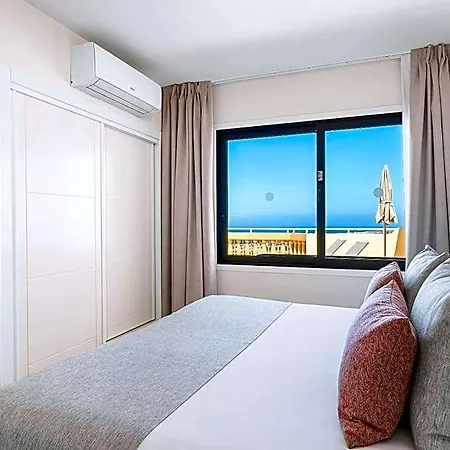 Hotel Ramada Residences By Wyndham Tenerife 4*