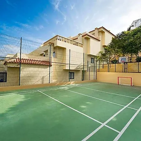 Hotel Ramada Residences By Wyndham Tenerife Costa Adeje (Tenerife)