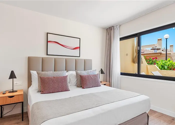 Ramada Residences By Wyndham Tenerife 아데제