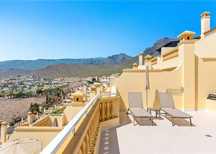 Ramada Residences By Wyndham Tenerife 호텔