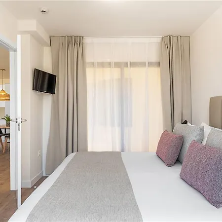 Ramada Residences By Wyndham Tenerife ホテル アデヘ