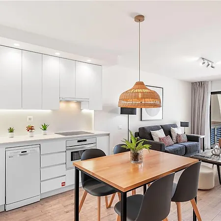 ホテル Ramada Residences By Wyndham Tenerife 4*